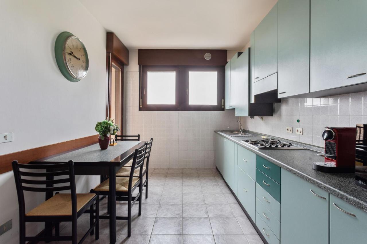 Borgo Roma With Parking - Pet Friendly Apartment Verona Exterior photo